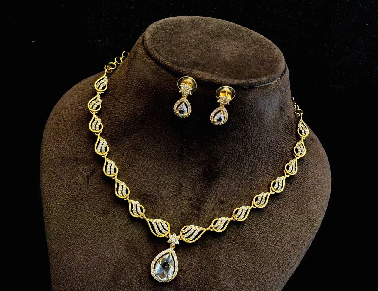 Elite Matte Necklace Set with Earrings – White Zircon Stones