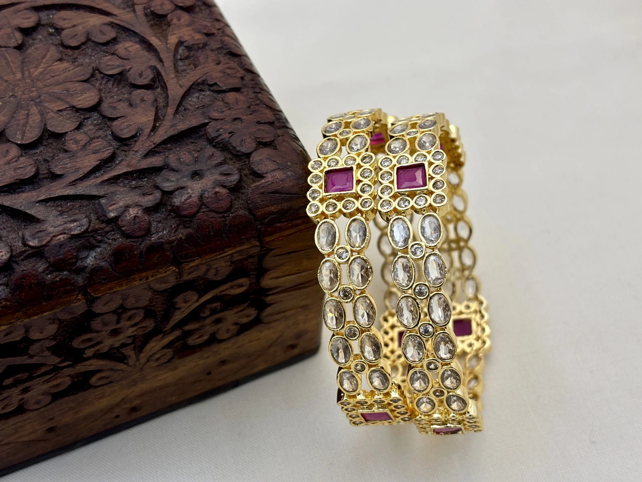 High Gold Traditional Bangle with Full Kundan Stone and Brass Make – Kasim Jewellers