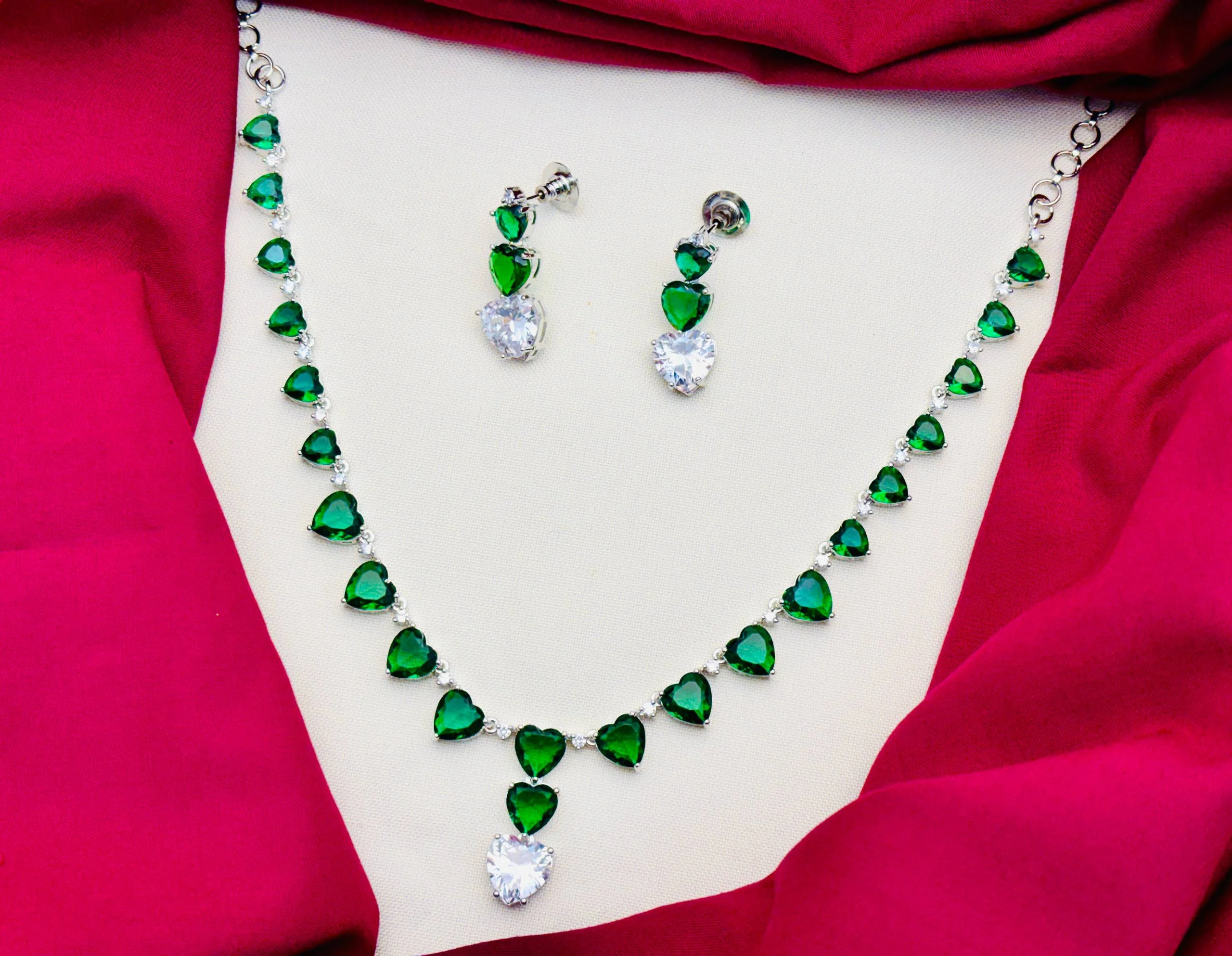 American Diamond Heart Pattern Necklace Set – Green